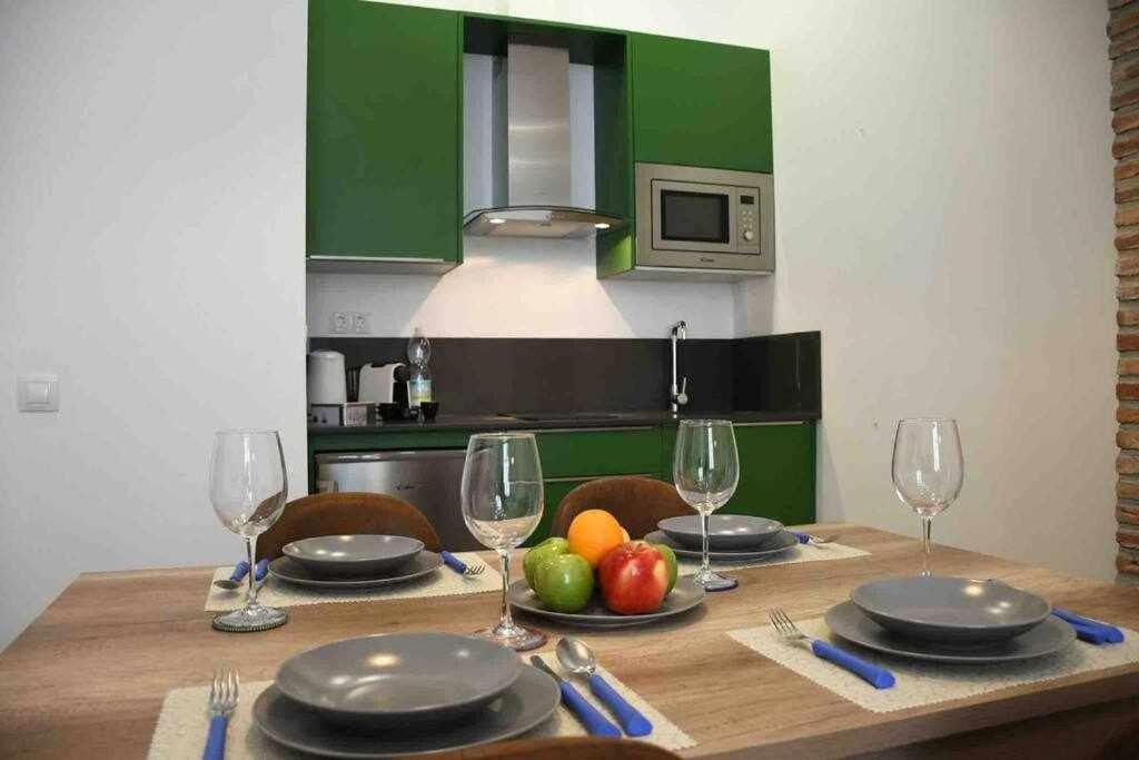 רונדה X C Apartamentos Morales & Arnal מראה חיצוני תמונה